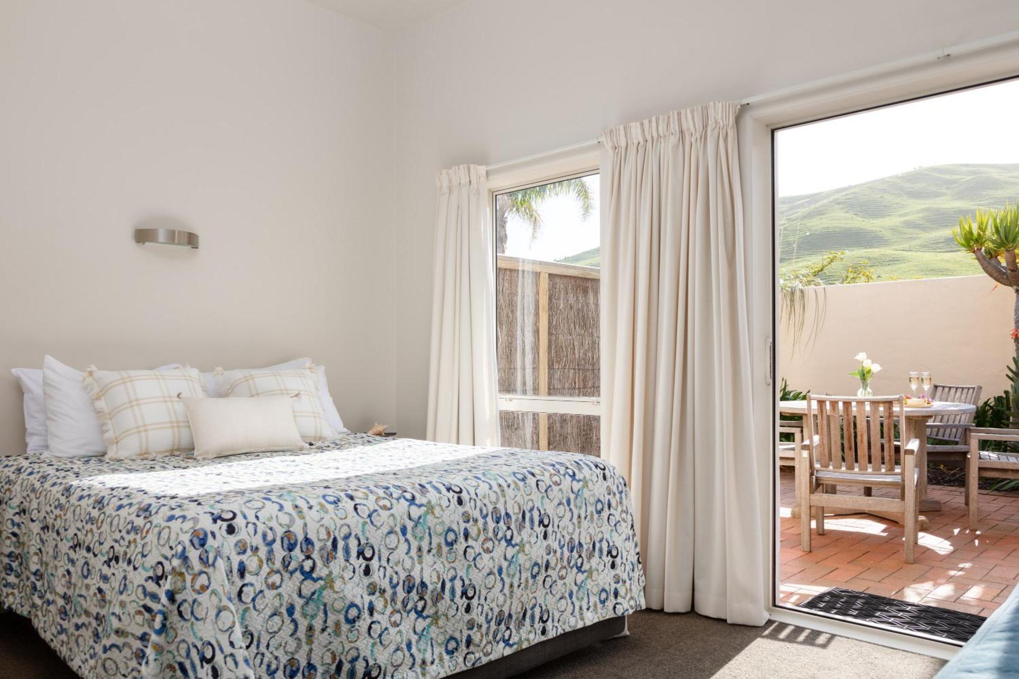 Ocean Beach Motor Lodge Гисборн Экстерьер фото